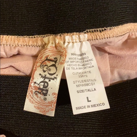 ✨NEW✨ L8TER BABY PINK RUFFLED MINI SKIRT LIGHT - Picture 5 of 6